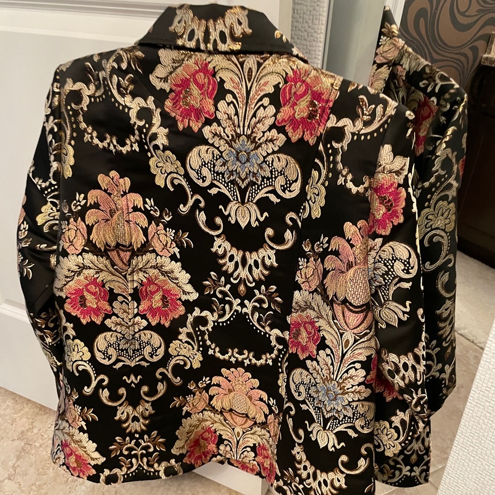 Designer Blazer - Picture 8 of 15